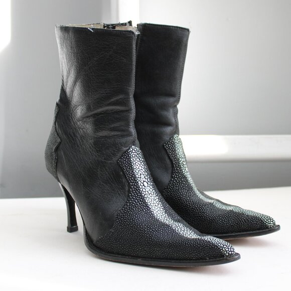 Los Altos Women's Black Short Top Genuine Stingray Pointy-Toe Heels Size 10 - Picture 1 of 8
